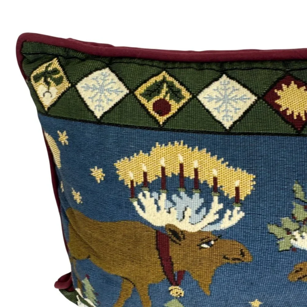 Newport Christmas Tapestry Pillow Moose Winter Holiday Cabin Snow Home Decor EUC